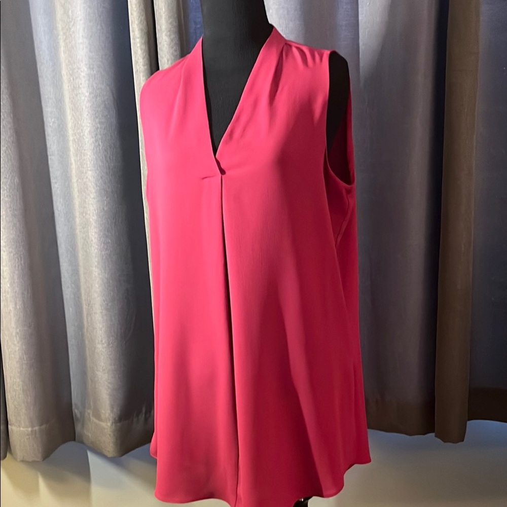 Women's Sleeveless Fuchsia Top